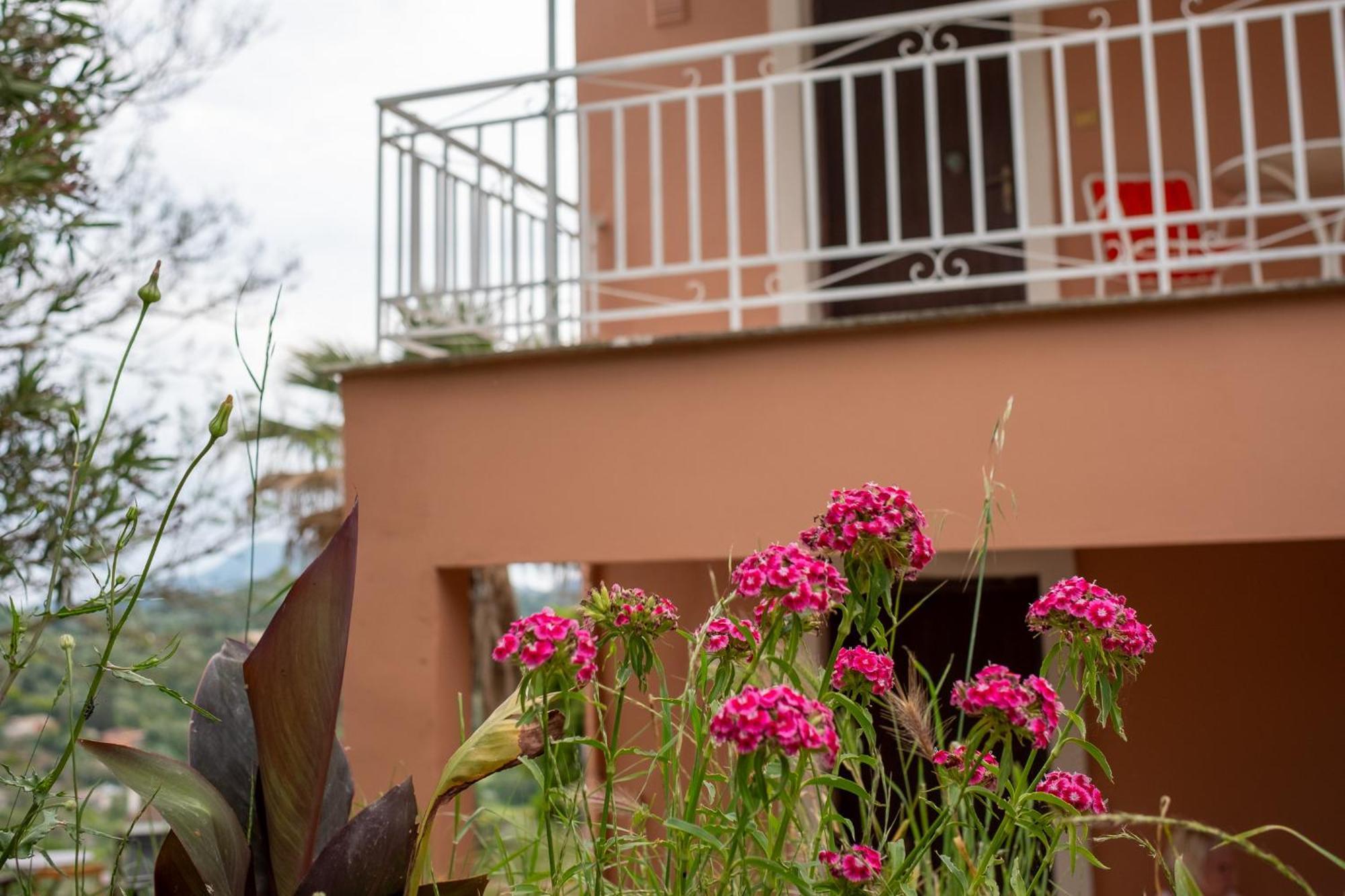 Kokkini Peach House Apartment Kokkinion Exterior photo